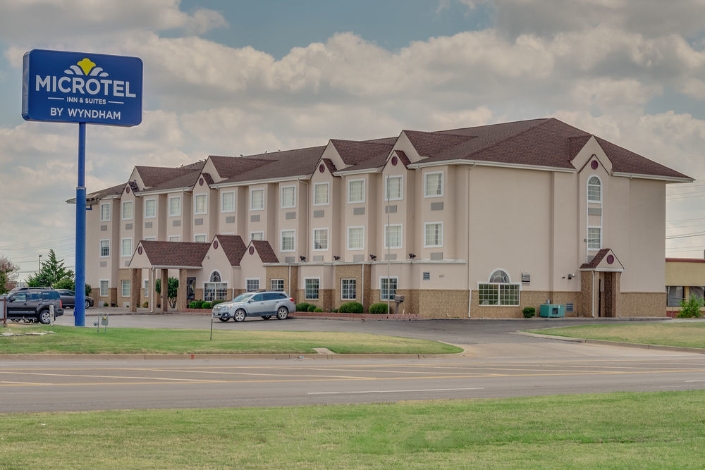 Microtel Inn & Suites By Wyndham Oklahoma City Airport Bethany Exterior photo